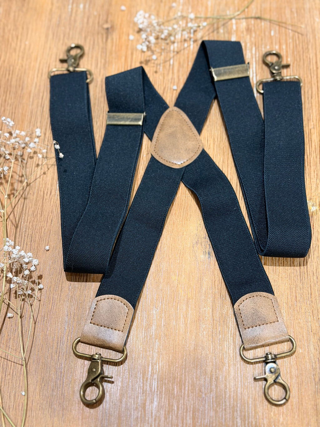 Vintage Clasp Brass-look Suspenders - Black