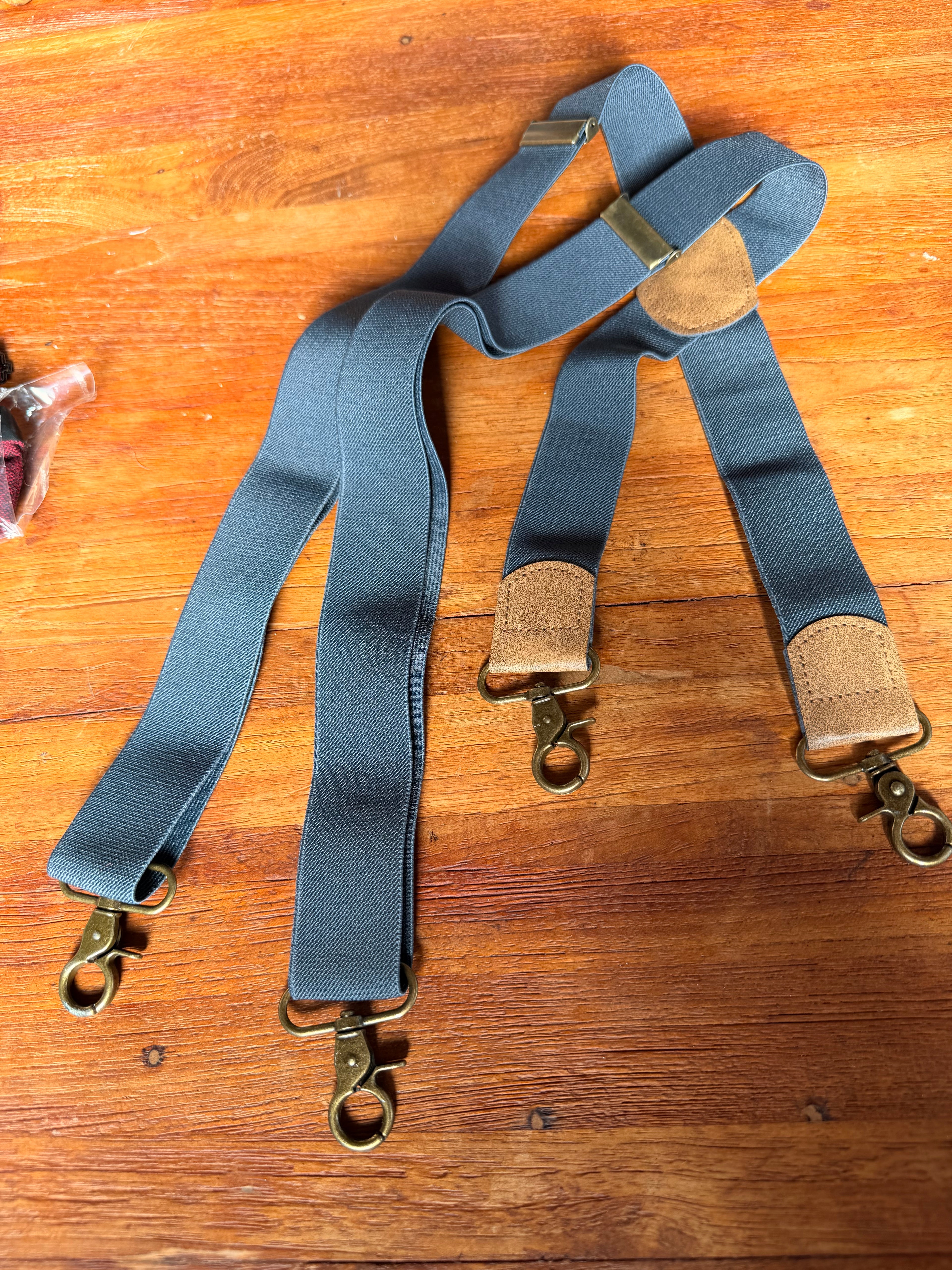 Vintage Clasp Brass-look Suspenders - Grey/Blue